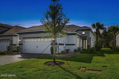 (private lake, pond, creek) Townhome/Townhouse For Sale in Ormond Beach Florida