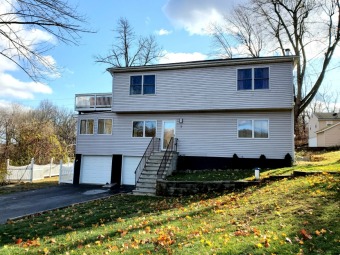 Highland Lks  - Lake Home For Sale in Vernon, New Jersey