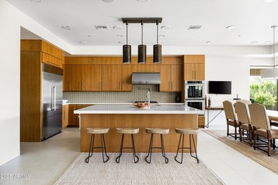 Soaring ceilings and walls of glass that open up to panoramic - photo 13