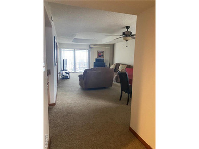 Updated 3rd-floor condo in Osage Vistas at Lake Ozark offering a - photo 18