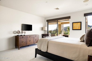 Soaring ceilings and walls of glass that open up to panoramic - photo 26