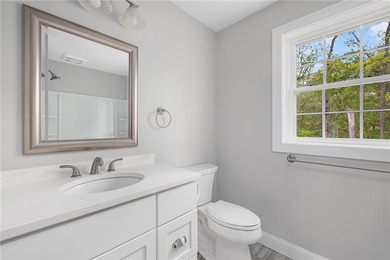 Welcome to this stunning newly constructed Colonial, where - photo 10