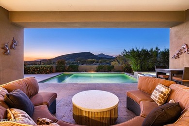 Soaring ceilings and walls of glass that open up to panoramic - photo 39