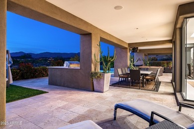 Soaring ceilings and walls of glass that open up to panoramic - photo 47
