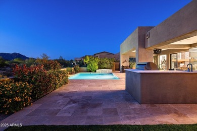 Soaring ceilings and walls of glass that open up to panoramic - photo 48