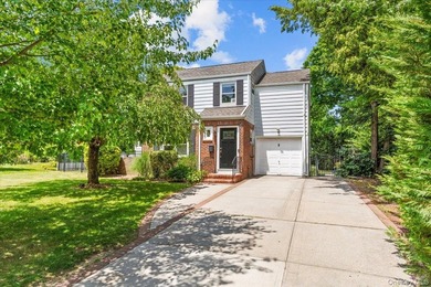 Welcome to one of the largest properties in this prime location - photo 1