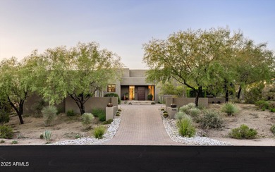 Soaring ceilings and walls of glass that open up to panoramic - photo 52