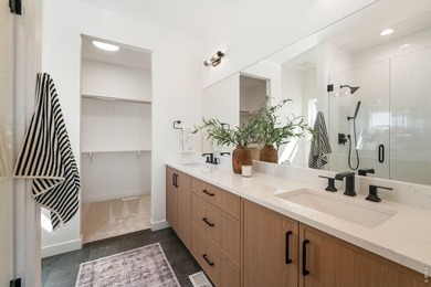 Located just minutes from Windsor Lake and downtown Windsor - photo 14