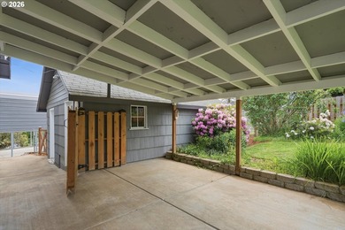 Well maintained 1789 sq ft 3 bed 2 bath mid-century split-level - photo 32