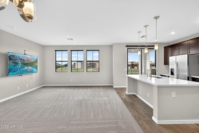Immaculate move-in ready end-unit condo with 2 beds, 2 baths - photo 6