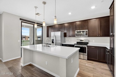 Immaculate move-in ready end-unit condo with 2 beds, 2 baths - photo 9