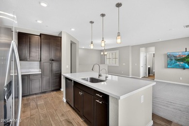 Immaculate move-in ready end-unit condo with 2 beds, 2 baths - photo 10