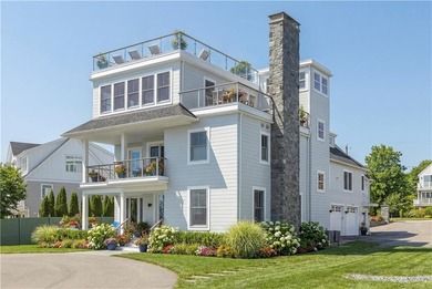 Experience beach living in this fully renovated 2022 residence - photo 3