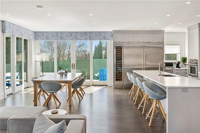 Experience beach living in this fully renovated 2022 residence - photo 9