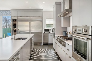 Experience beach living in this fully renovated 2022 residence - photo 10