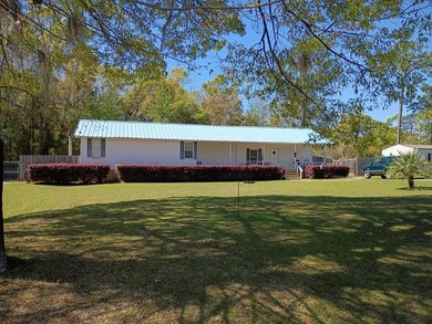 Lake Seminole Home For Sale in Donalsonville Georgia