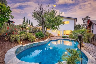 Beautifully renovated 4 bedroom, 3 full bathroom home in the - photo 3