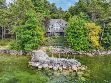 Lake Winnipesaukee Home For Sale in Tuftonboro New Hampshire