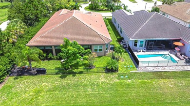 Welcome to the resort-style, 55+ gated community of Valencia Del - photo 3