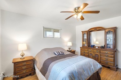 Charming 2-bedroom, 1-bath home in the Cedar Glen community! - photo 13