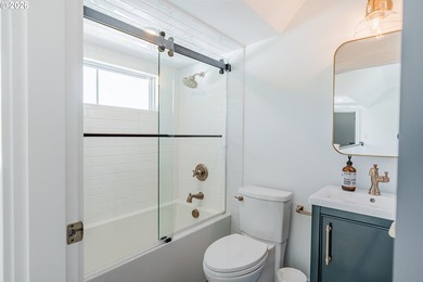 Experience the pinnacle of lakefront luxury at 852 Northshore - photo 17
