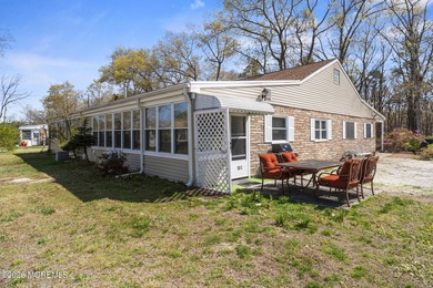 Charming 2-bedroom, 1-bath home in the Cedar Glen community! - photo 22