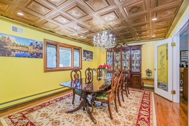 Nestled on a serene cul-de-sac in the prestigious Richmond Town - photo 26