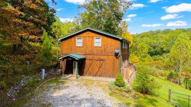 This fully furnished  is nestled within an established Nolin - photo 31