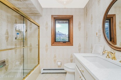 Nestled on a serene cul-de-sac in the prestigious Richmond Town - photo 41