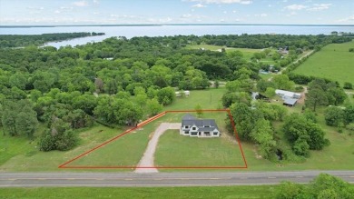 Lake Home For Sale in Wills Point, Texas
