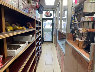 Prime Location! Across From Motor Vehicle Dept and JFK, 4,620 - photo 7