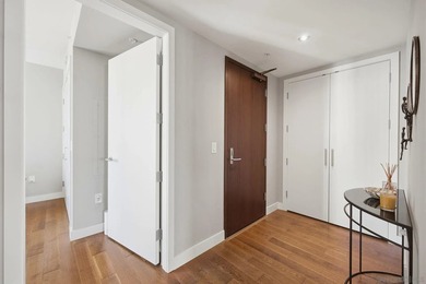 Pristine north-east facing corner condo at Bayside, one of San - photo 5