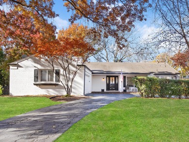 (private lake, pond, creek) Home For Sale in Wheaton Illinois