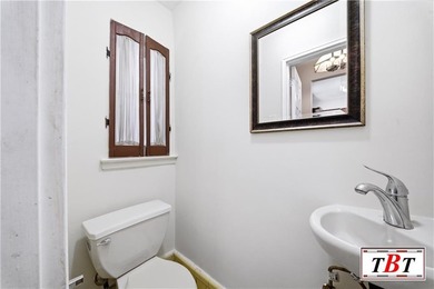 Welcome to this renovated one family home in Mill Basin - photo 14