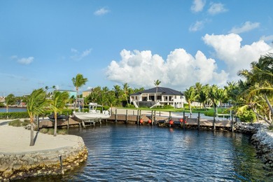 A private sanctuary of coastal sophistication, The Oasis offers - photo 6