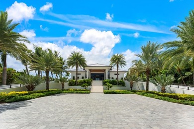 A private sanctuary of coastal sophistication, The Oasis offers - photo 9