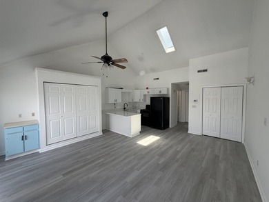 Modern Turnkey Living at Baytree Golf Colony! Discover the - photo 4