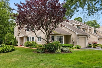 Welcome to this sought after first floor primary en suite - photo 1