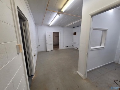 This 5,500 sq ft property offers excellent visibility with a - photo 21