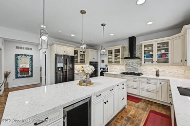 Discover a rare opportunity to own a masterwork of modern - photo 23