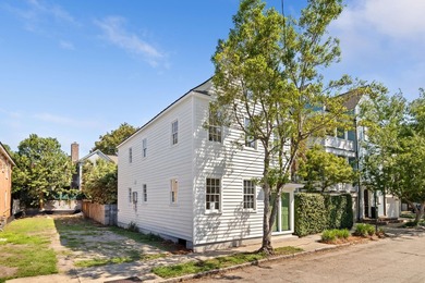 2 Henrietta Street is a beautifully preserved and recently - photo 4