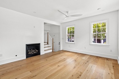 2 Henrietta Street is a beautifully preserved and recently - photo 7