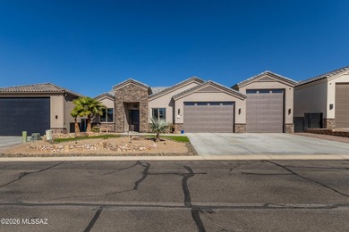 Beautifully upgraded Lake Havasu home with open-concept living - photo 6