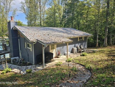 Lake Home For Sale in Sharps Chapel, Tennessee