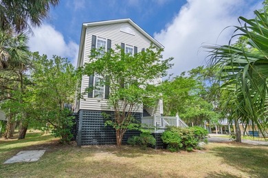 Spacious 2-story Charleston Style home on a prime corner lot - photo 2