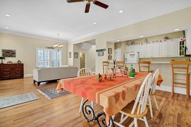 Spacious 2-story Charleston Style home on a prime corner lot - photo 9