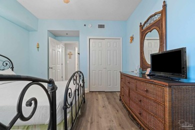 Unwind on your secluded Gulf Front balcony, immersing yourself - photo 22