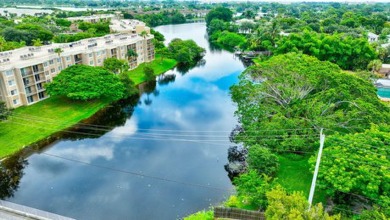 Lake Osborne Home For Sale in Lake Worth Florida