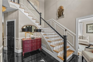 Welcome to Slocum Woods. This exceptional residence offers 4 - photo 6