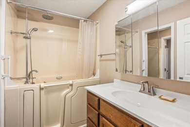 Waterfront Estate - New Year New Price 
This 2B 1B property